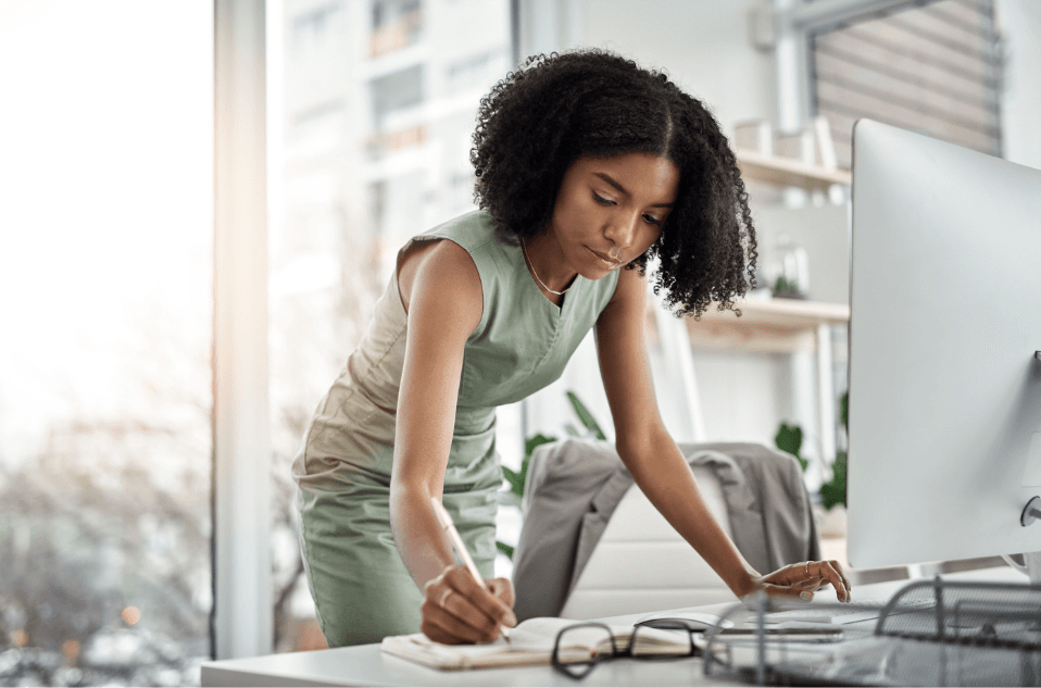 Illustration of a freelancer benefiting from CYTO's financial automation tools